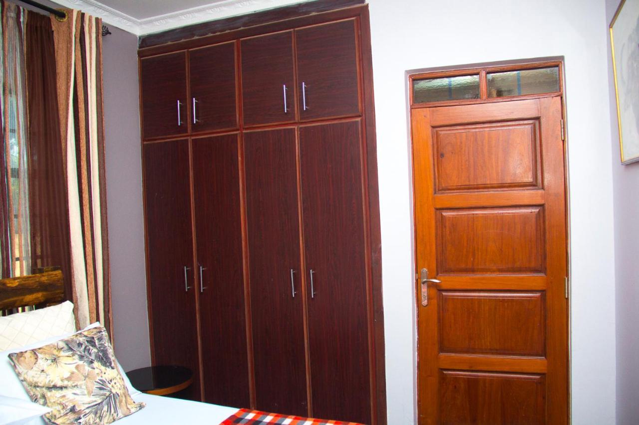 Mina Chai House Bnb อารูชา ภายนอก รูปภาพ