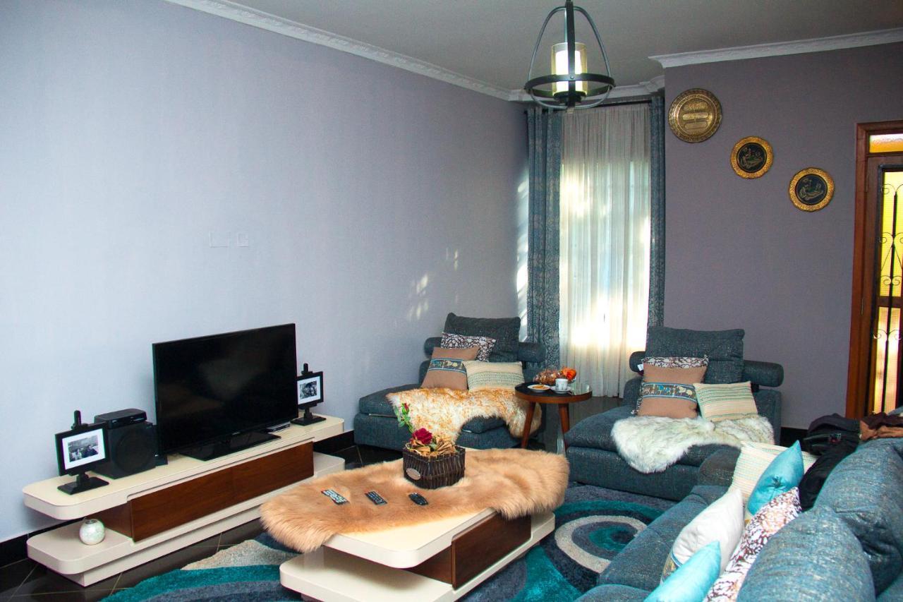 Mina Chai House Bnb อารูชา ภายนอก รูปภาพ