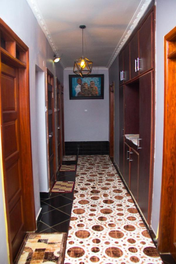 Mina Chai House Bnb อารูชา ภายนอก รูปภาพ