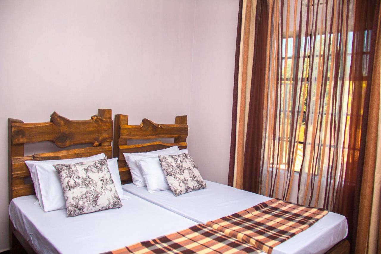 Mina Chai House Bnb อารูชา ภายนอก รูปภาพ